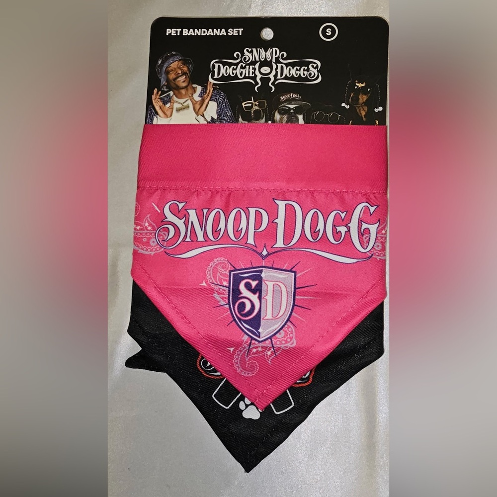 Snoop Doggie Doggs Pet Bandana Set (S)